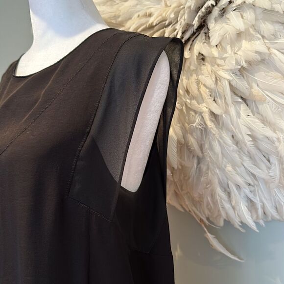 O’2nd black shift dress - Picture 2 of 9